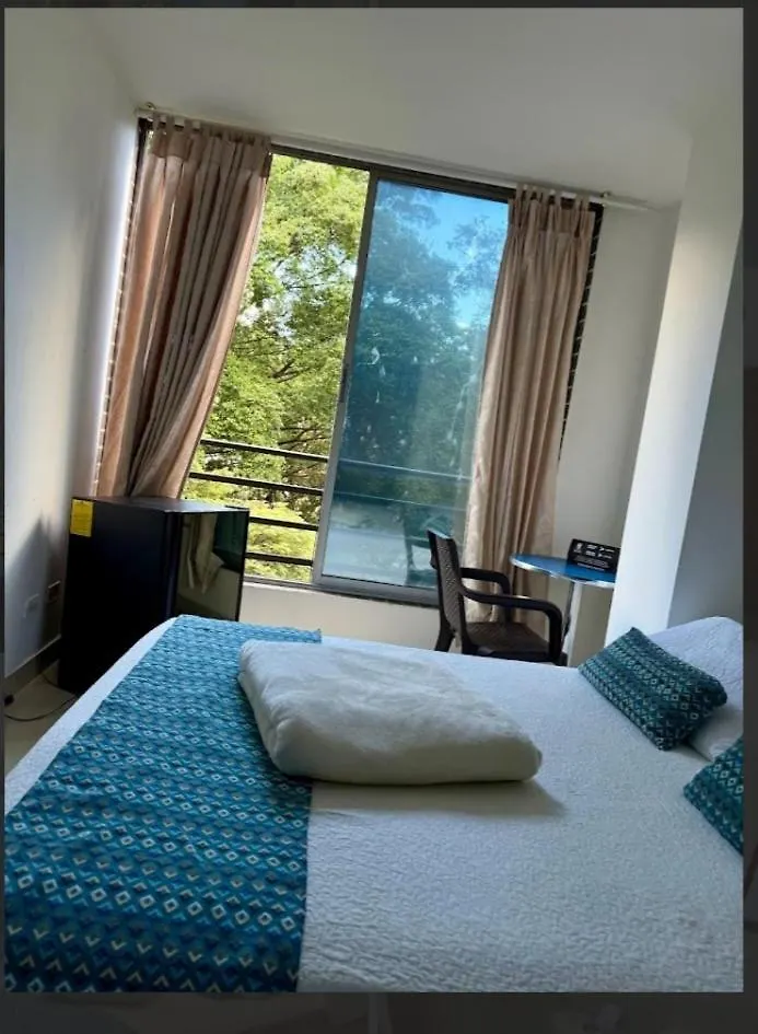 Hotel Y Apartamentos Montes Medellín